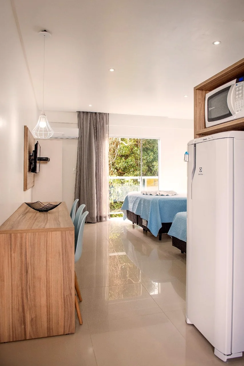 Apartamento triplo com sacada